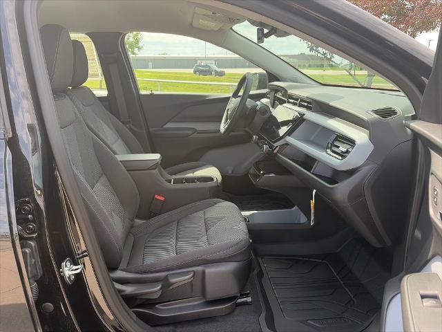 2027 Chevrolet Bolt LT FWD