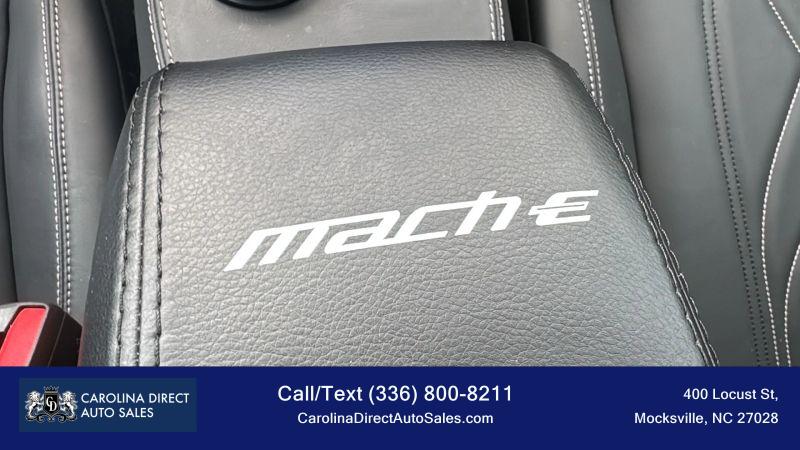 2022 Ford Mustang Mach-E California Route 1