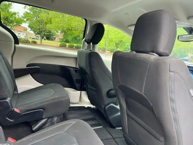 2017 Chrysler Pacifica Touring