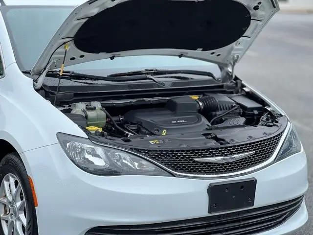 2017 Chrysler Pacifica Touring