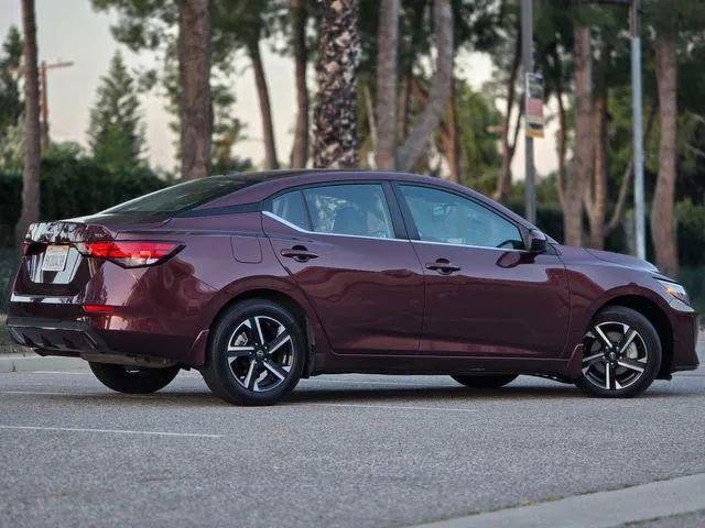 2024 Nissan Sentra SV Xtronic CVT