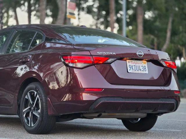 2024 Nissan Sentra SV Xtronic CVT