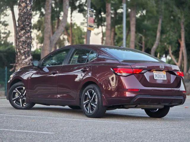 2024 Nissan Sentra SV Xtronic CVT
