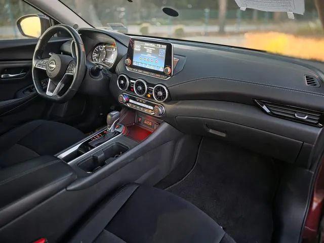 2024 Nissan Sentra SV Xtronic CVT