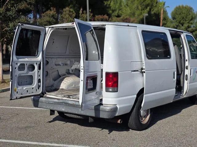 2006 Ford E-150 Commercial
