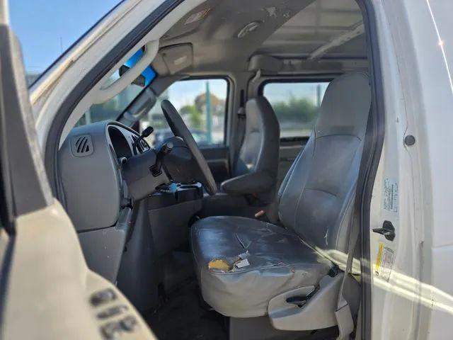 2006 Ford E-150 Commercial