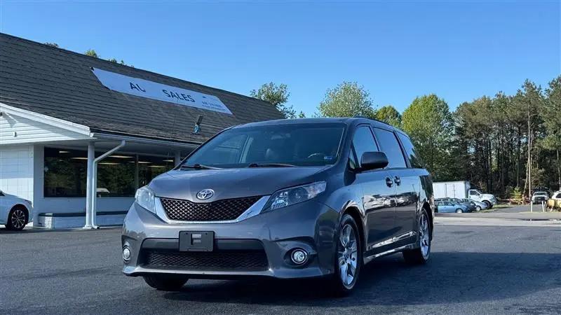 2011 Toyota Sienna SE