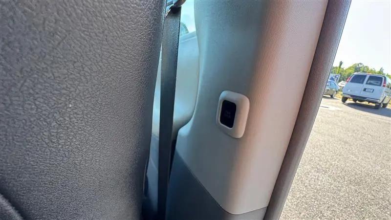 2011 Toyota Sienna SE