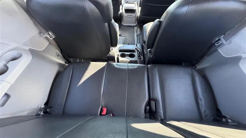 2011 Toyota Sienna SE
