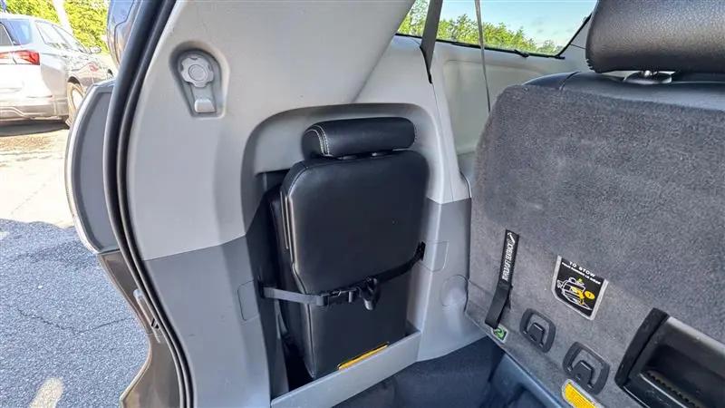 2011 Toyota Sienna SE