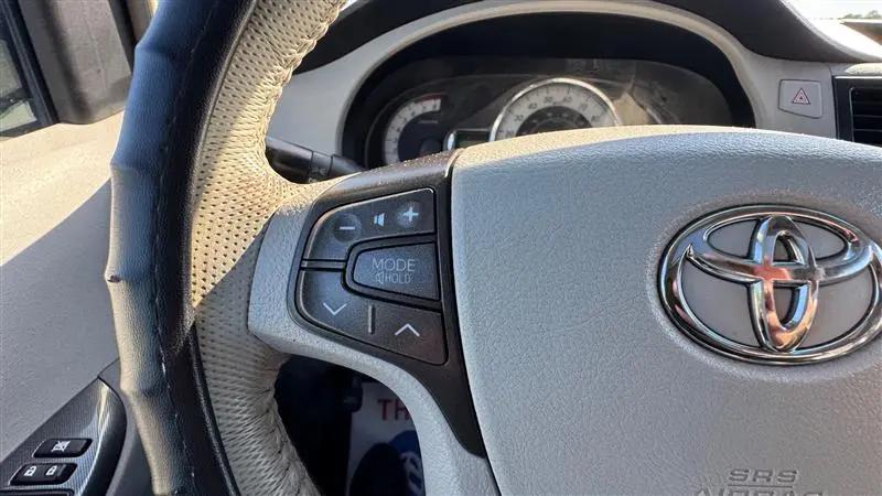 2011 Toyota Sienna SE