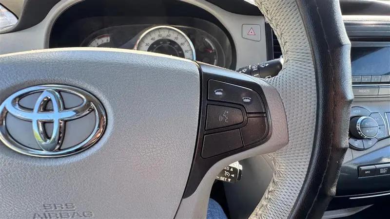 2011 Toyota Sienna SE