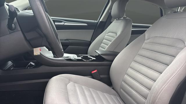 2015 Ford Fusion S