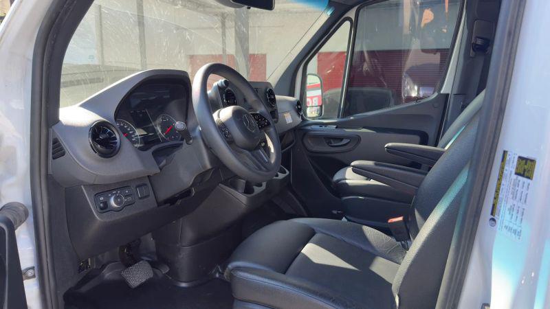 2023 Mercedes-Benz Sprinter 2500 High Roof 4-Cyl Diesel HO