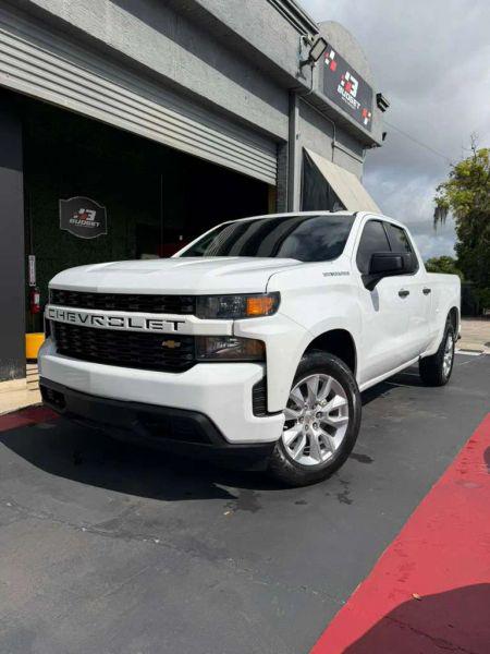 2021 Chevrolet Silverado 1500 2WD Double Cab Standard Bed Custom