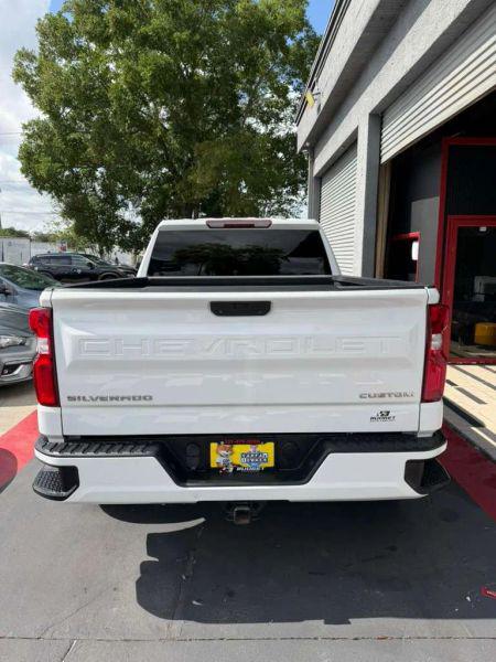 2021 Chevrolet Silverado 1500 2WD Double Cab Standard Bed Custom