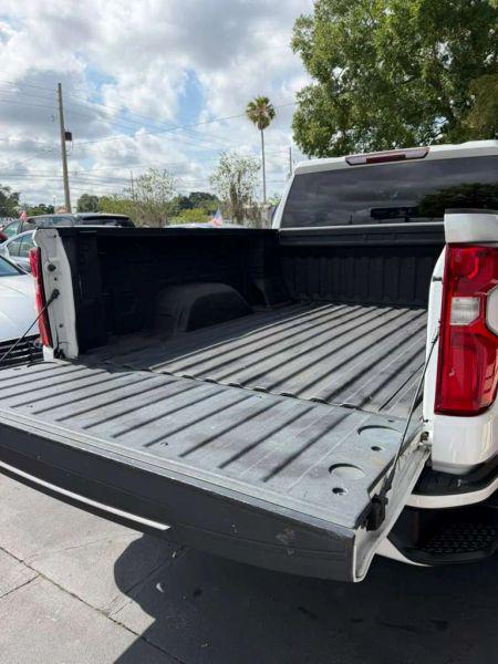 2021 Chevrolet Silverado 1500 2WD Double Cab Standard Bed Custom