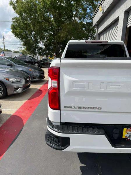 2021 Chevrolet Silverado 1500 2WD Double Cab Standard Bed Custom