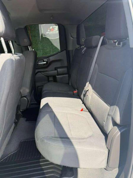 2021 Chevrolet Silverado 1500 2WD Double Cab Standard Bed Custom