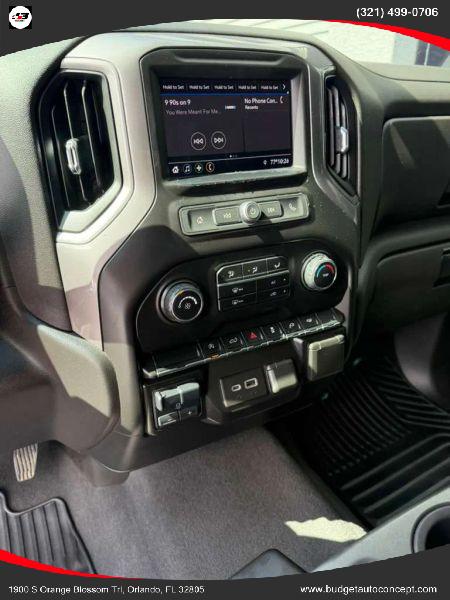 2021 Chevrolet Silverado 1500 2WD Double Cab Standard Bed Custom