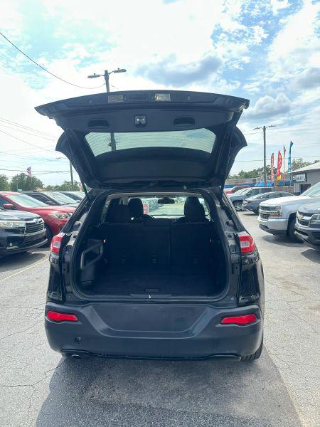 2016 Jeep Cherokee Altitude