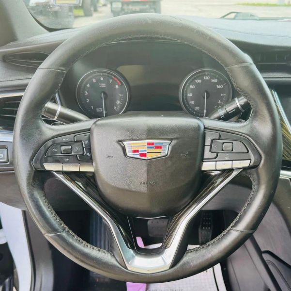 2020 Cadillac XT6 FWD Premium Luxury