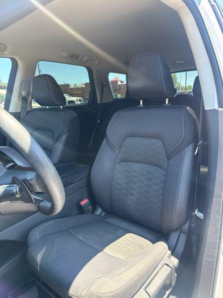 2022 Nissan Pathfinder S 2WD