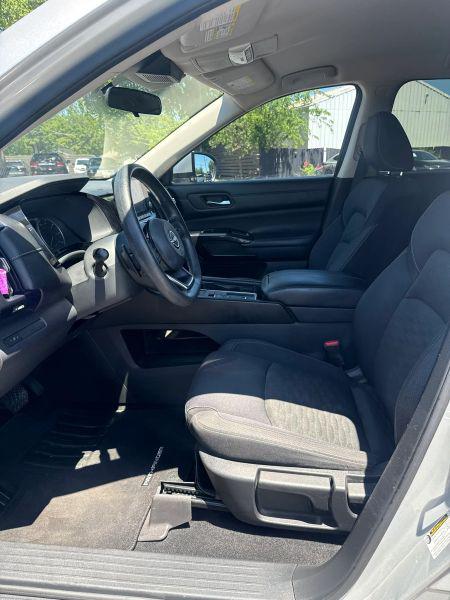2022 Nissan Pathfinder S 2WD