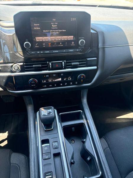 2022 Nissan Pathfinder S 2WD