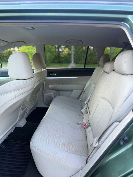 2012 Subaru Outback 2.5i Premium