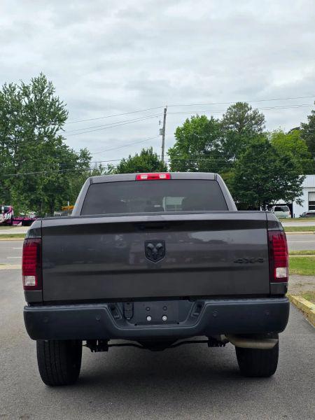 2024 Ram 1500 Classic Warlock Crew Cab 4x4 5'7" Box