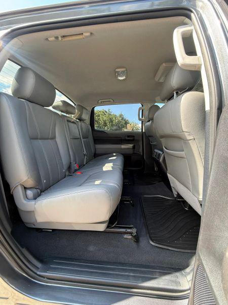 2013 Toyota Tundra Grade 5.7L V8