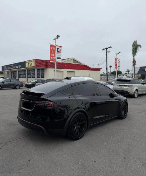 2023 Tesla Model X Base