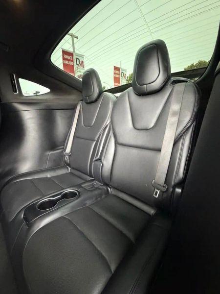 2023 Tesla Model X Base