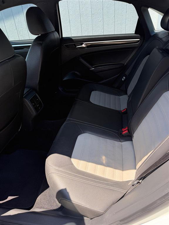 2018 Volkswagen Passat 3.6L V6 GT