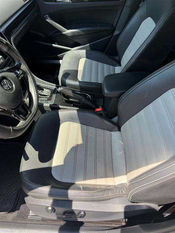 2018 Volkswagen Passat 3.6L V6 GT