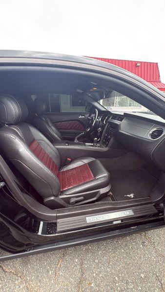 2012 Ford Mustang V6 Premium