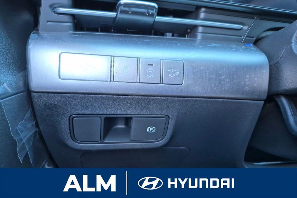 New 2026 Red Hyundai SE FWD image 31