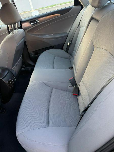 2013 Hyundai Sonata Hybrid Base