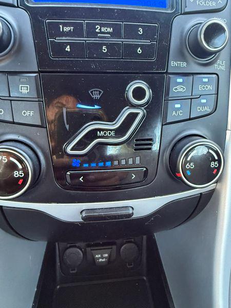 2013 Hyundai Sonata Hybrid Base