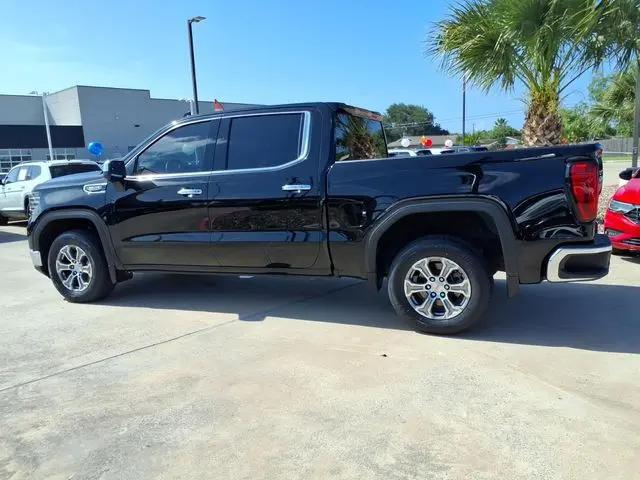 2024 GMC Sierra 1500 4WD Crew Cab Short Box SLT