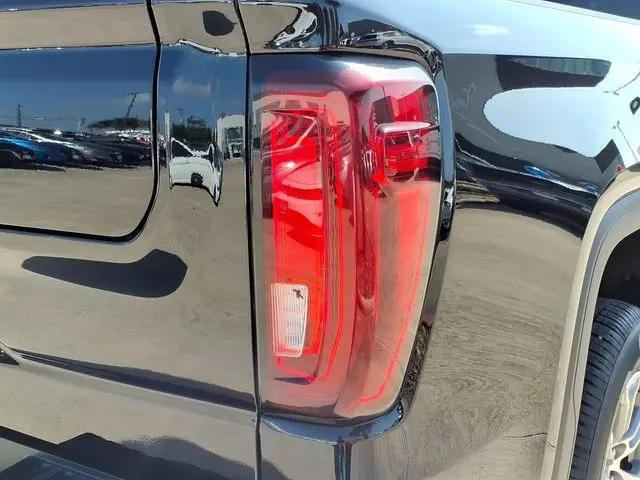 2024 GMC Sierra 1500 4WD Crew Cab Short Box SLT