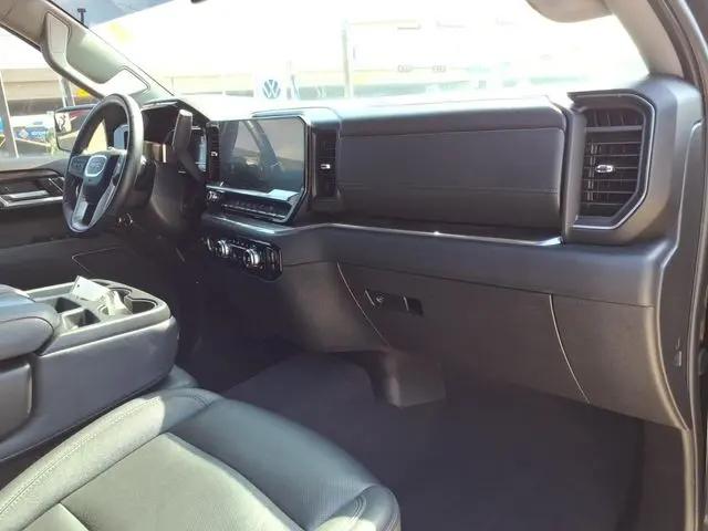 2024 GMC Sierra 1500 4WD Crew Cab Short Box SLT