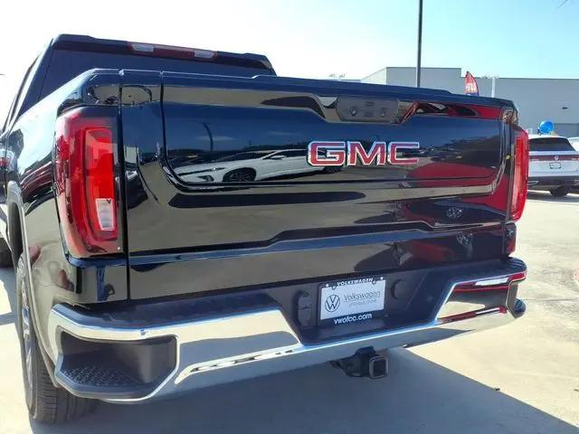 2024 GMC Sierra 1500 4WD Crew Cab Short Box SLT