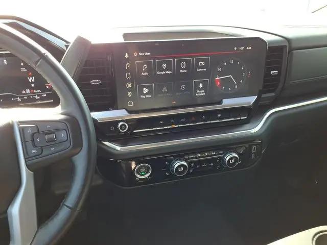 2024 GMC Sierra 1500 4WD Crew Cab Short Box SLT