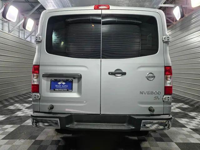 2018 Nissan 3500 SV V6
