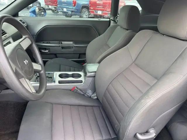 2010 Dodge Challenger SE