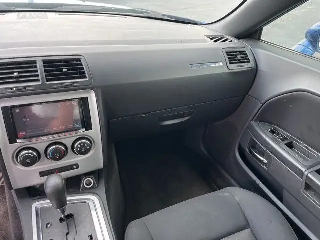 2010 Dodge Challenger SE