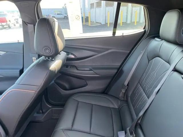2026 Buick NV Avenir FWD