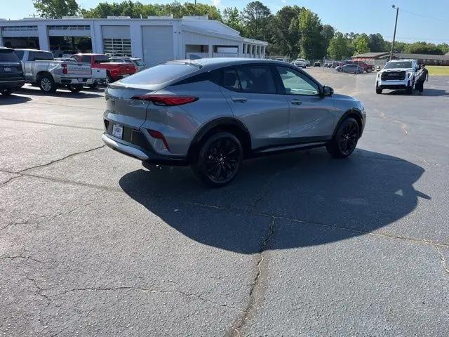 2026 Buick NV Sport Touring FWD